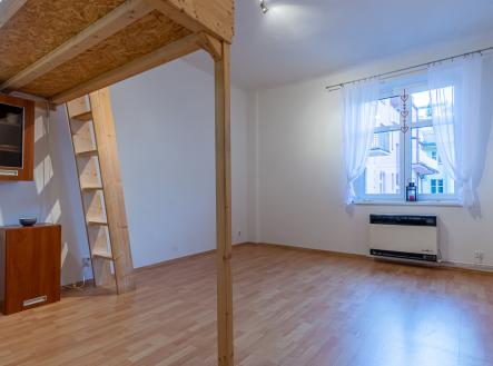 Pronájem bytu, 1+kk, 28 m²
