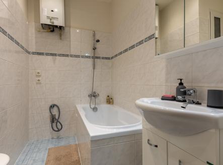 Pronájem bytu, 1+kk, 28 m²