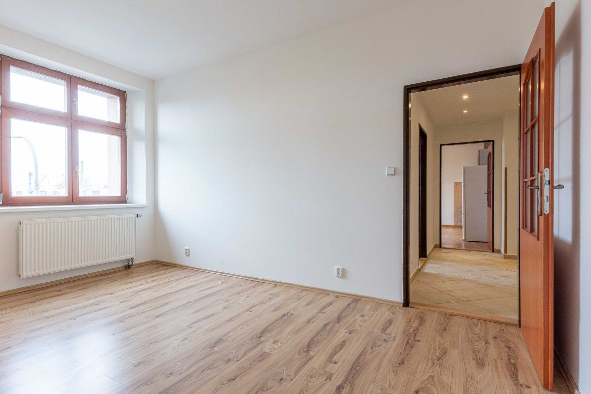 Pronájem 3+kk, Praha- Strašnice, Strančická, 24 000 Kč/měs., 60 m2