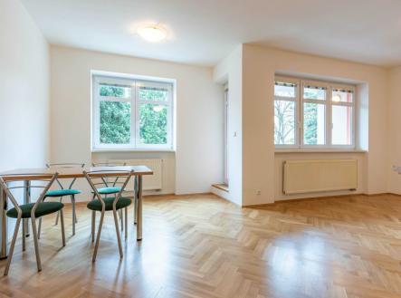 Pronájem bytu, 3+kk, 90 m²