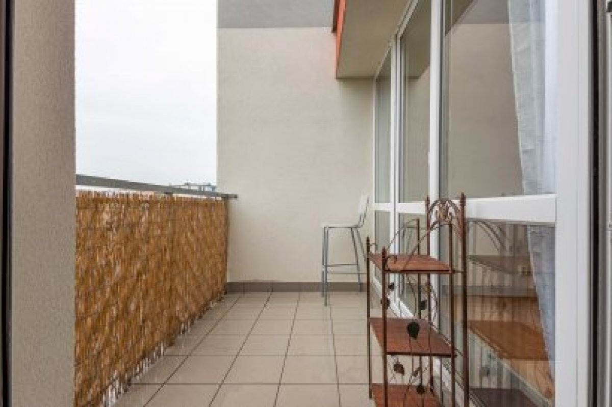 Pronájem 2+kk, Praha - Prosek, Kytlická, 20 500 Kč/měsíčně, 56 m2