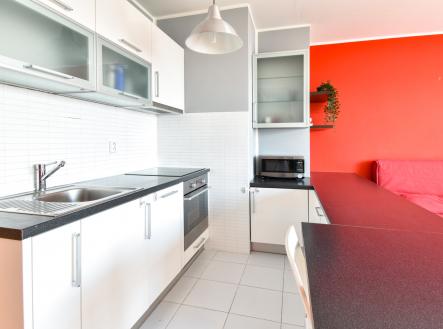 Pronájem bytu, 2+kk, 51 m² obrázek