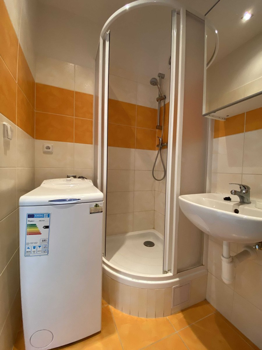 Pronájem bytu 2+1, Kolovratská, 19000,-Kč/měsíc Praha - Strašnice, Praha 10