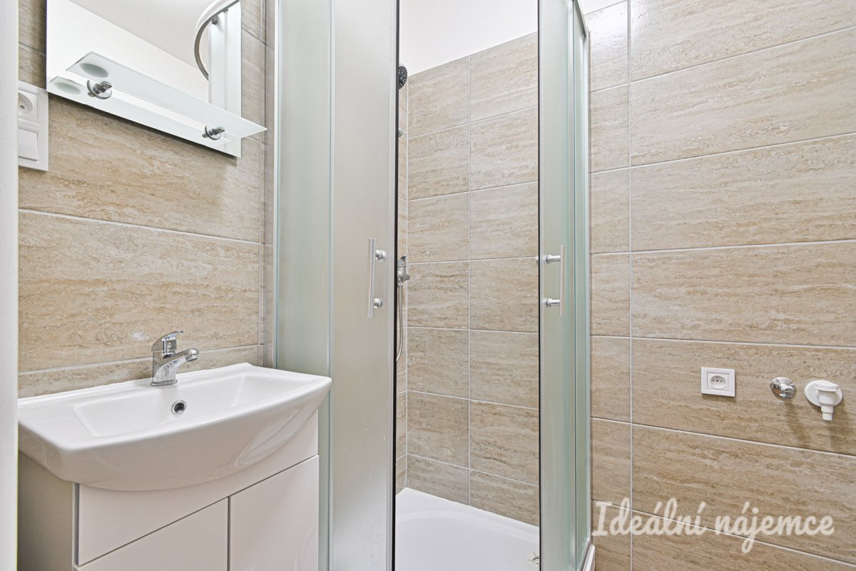 Pronájem bytu 3+1, Jurkovičova, Brno - Lesná, 23 000 Kč/měs., 70 m2