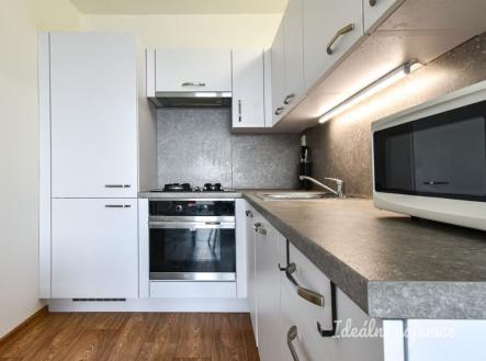 Pronájem bytu, 2+kk, 45 m²