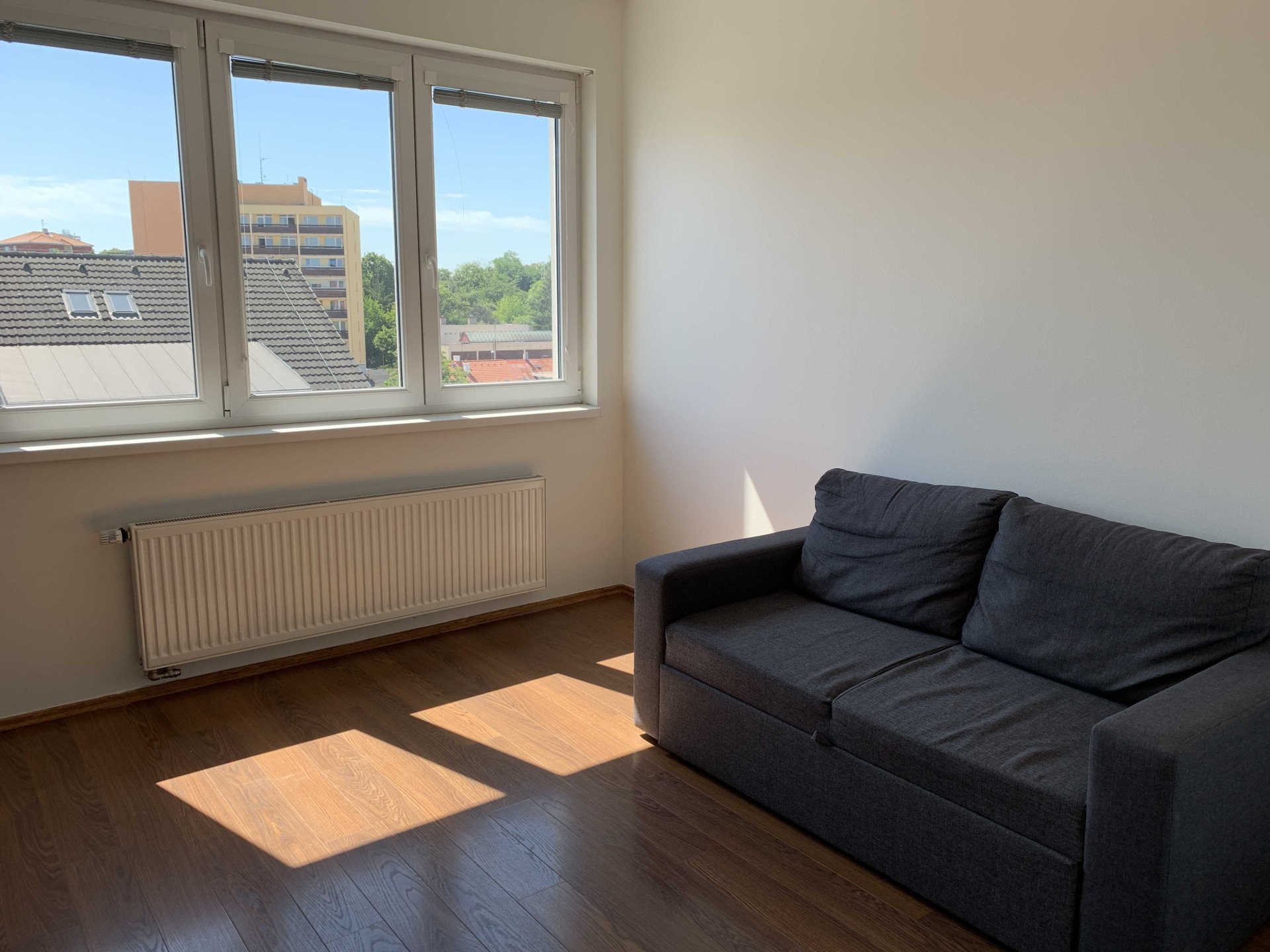 Pronájem bytu 2+kk, Na Hroudě, Praha - Strašnice, 22 000 Kč/měs, 40 m2