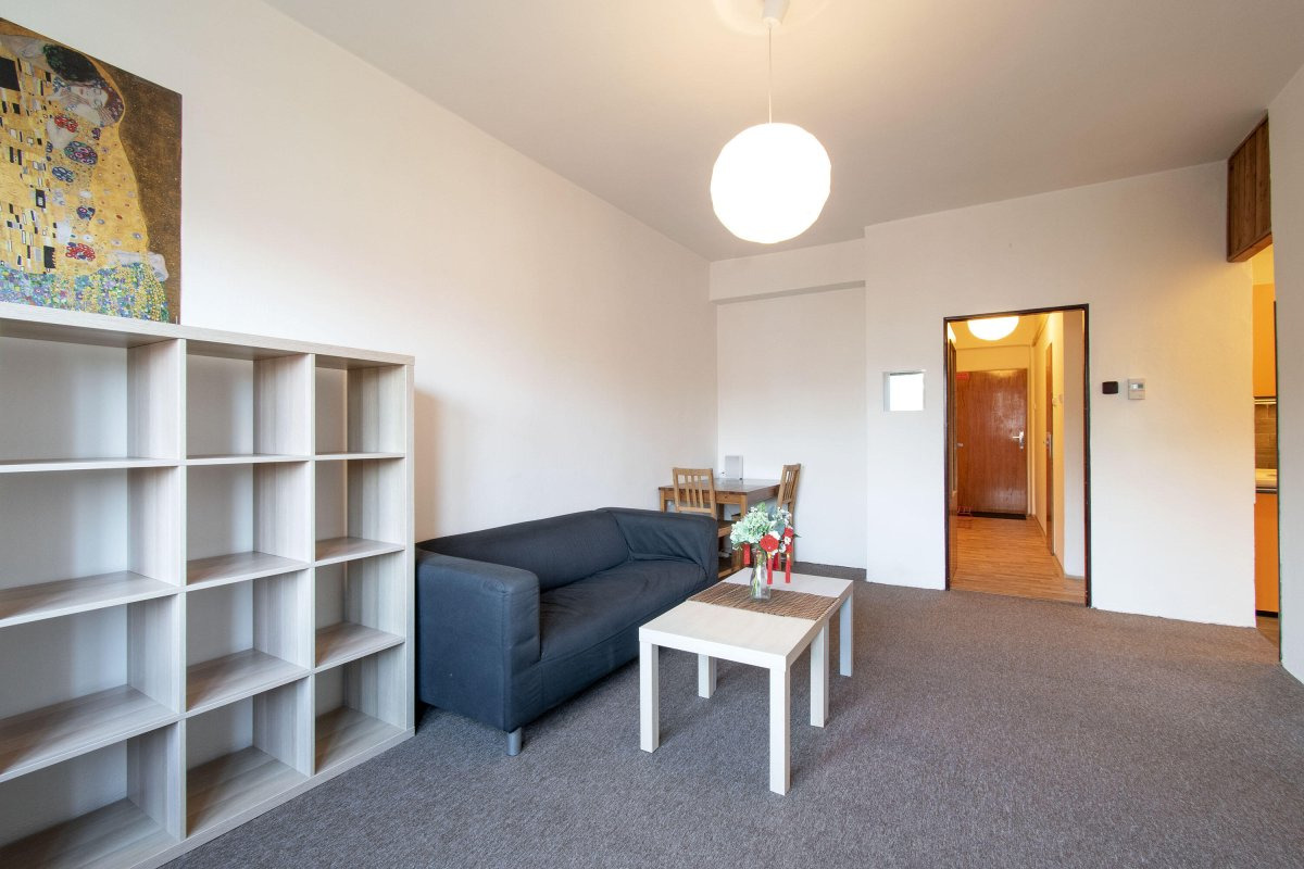 Pronájem bytu 2+kk, U Nových Domů II, Praha 4 - Krč 15 000 Kč/měs.,40 m²