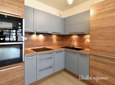 Pronájem bytu, 2+kk, 61 m²