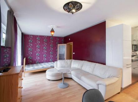 Pronájem bytu, 1+kk, 40 m² obrázek