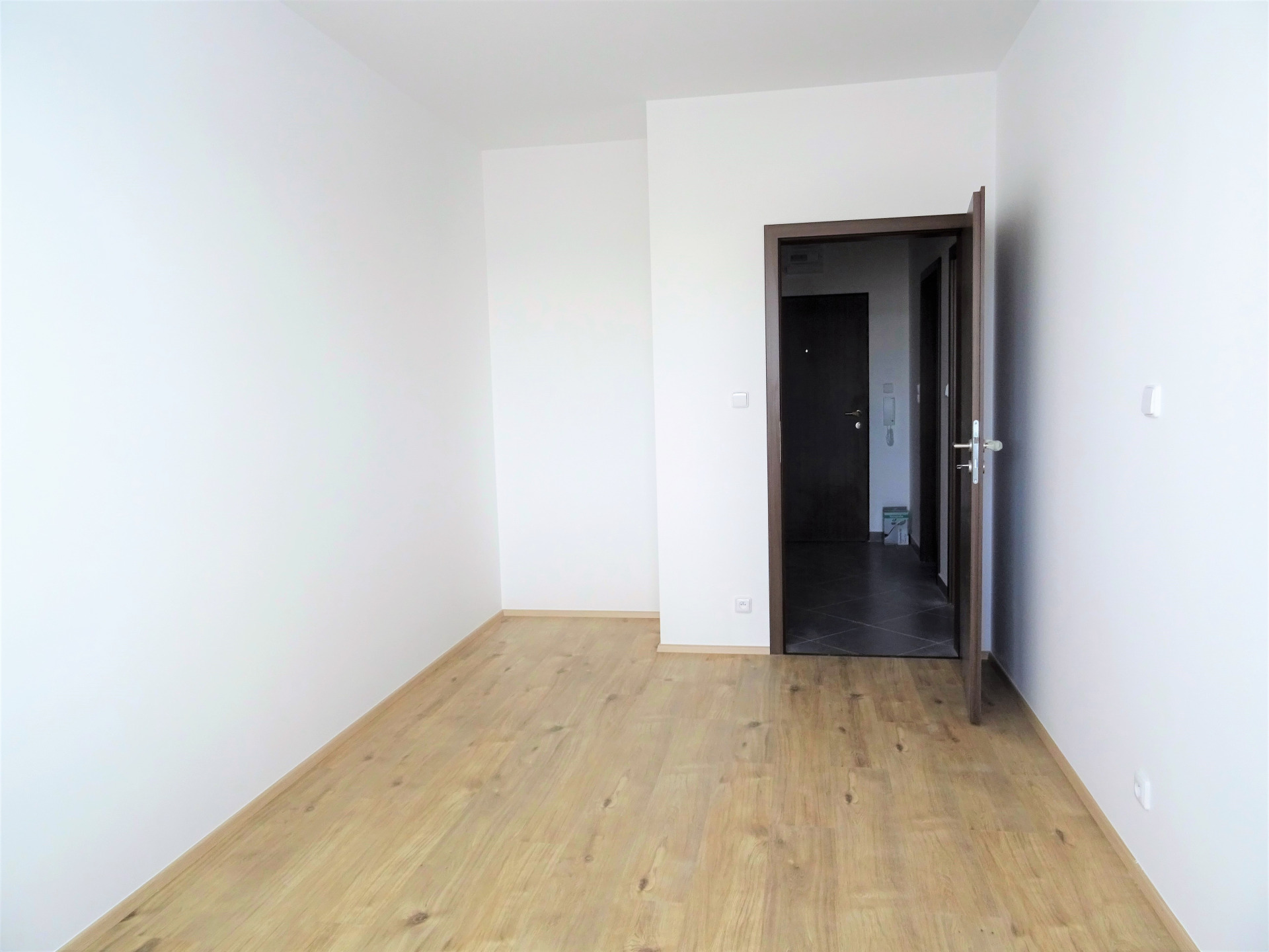 Pronájem bytu 2+kk, Kryšpínova 24 490Kč, Praha - Dolní Měcholupy, Praha 10