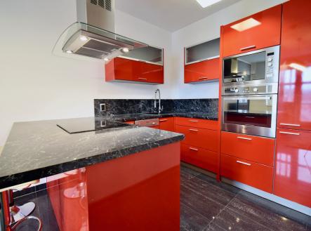 Pronájem bytu, 2+kk, 56 m²