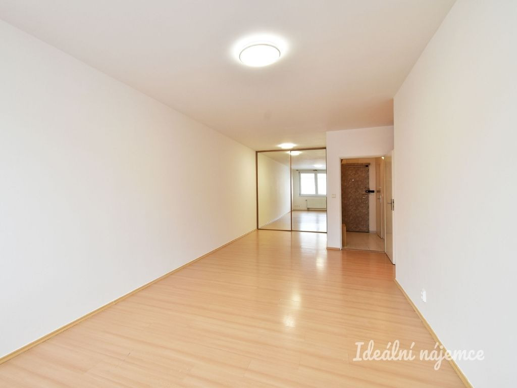 Pronájem bytu 1+kk, Hnězdenská, Praha - Troja, 15 000 Kč/měs., 40 m2