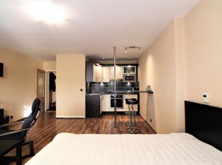 Pronájem bytu, 1+kk, 36 m²