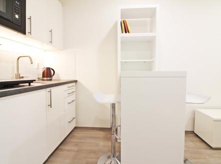 Pronájem bytu, 1+kk, 23 m²
