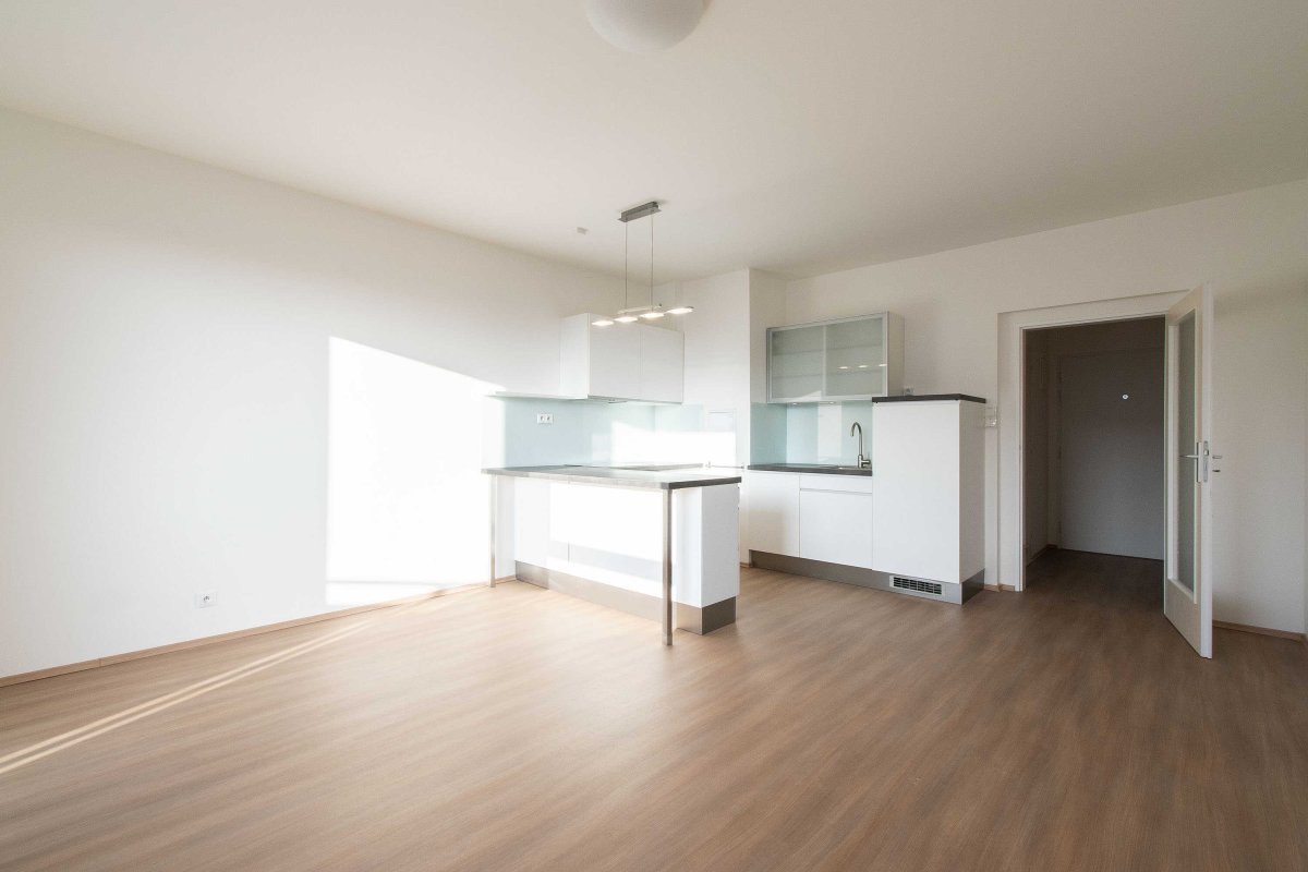 Pronájem 2+kk, Praha - Uhříněves, K Netlukám, 53 m2, 20 500 Kč/měs.