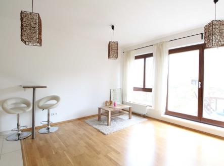 Pronájem bytu, 2+kk, 43 m²