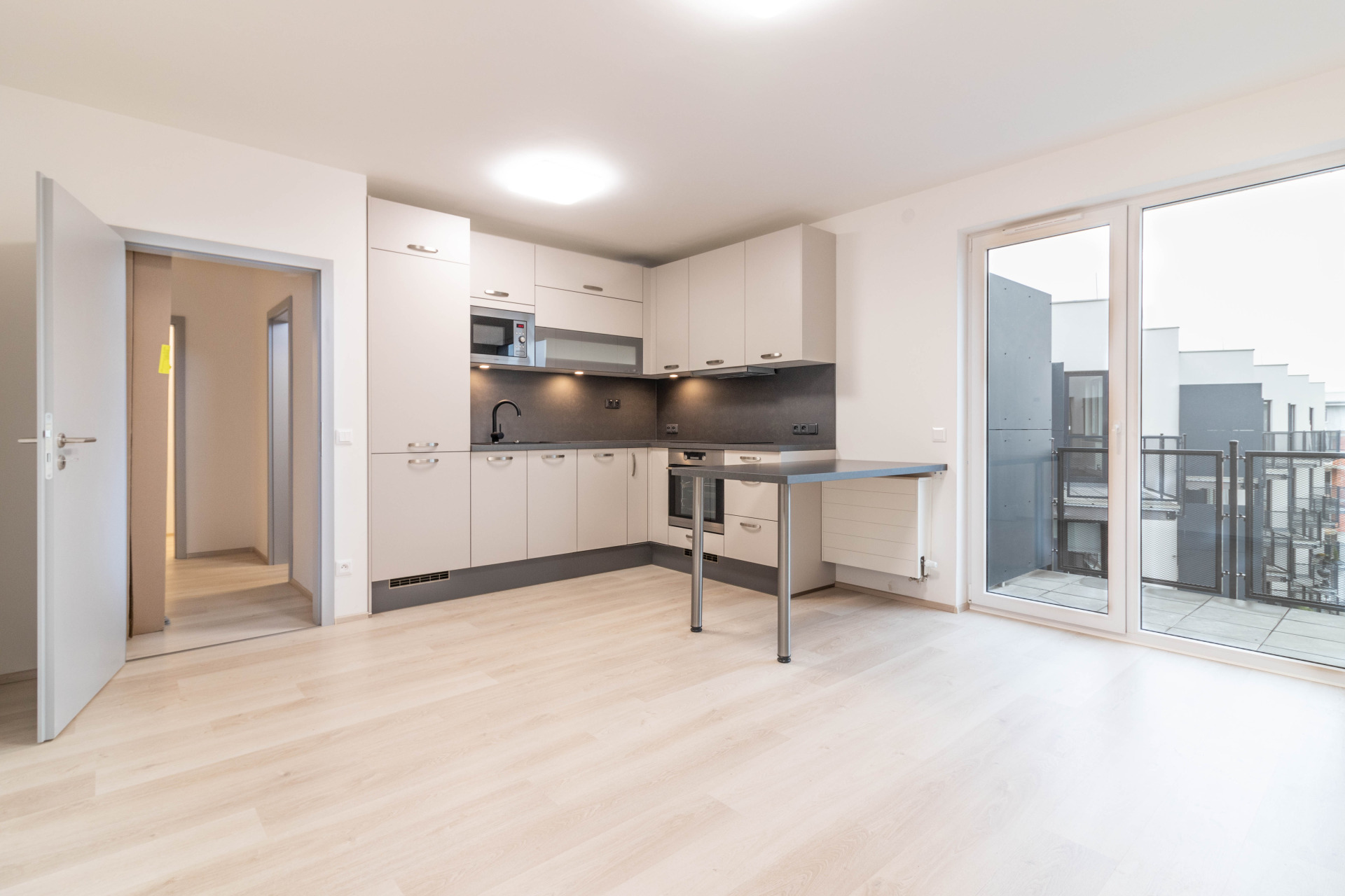 Pronájem bytu 2+kk, Eduarda Hamburgera, Nová Ulice,  17500 Kč/měs, 55 m2