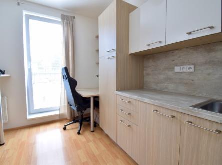 Pronájem bytu, 1+kk, 30 m²