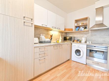 Pronájem bytu, 1+kk, 30 m²