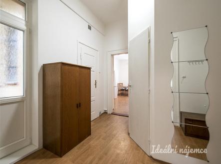 Pronájem bytu, 2+1, 72 m²