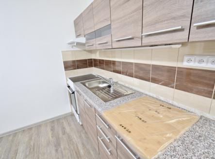 Pronájem bytu, 2+kk, 35 m²