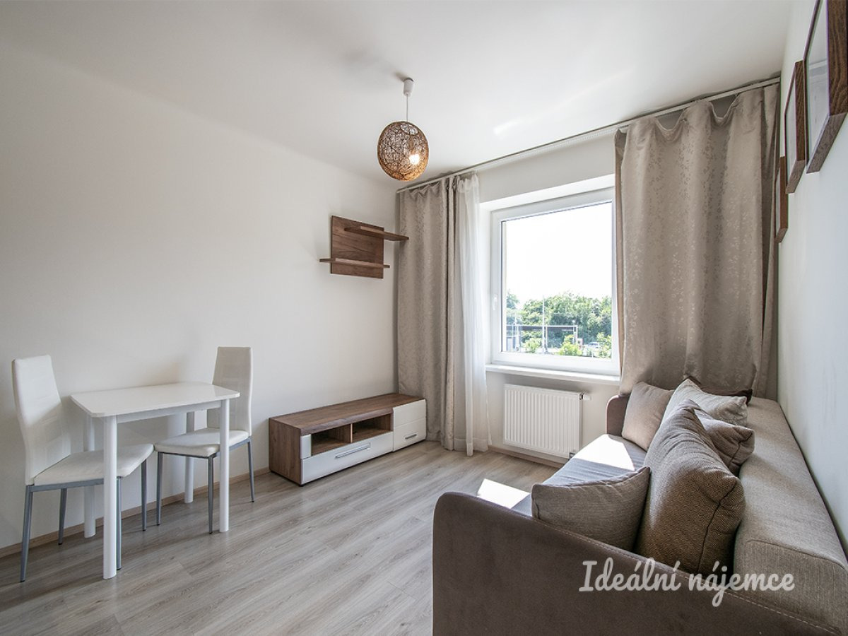 Pronájem bytu 2+kk, Na obrátce, Hloubětín, 18 500 Kč/měs, 30 m2