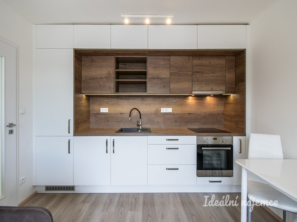 Pronájem bytu 2+kk, Na obrátce, Hloubětín, 18 500 Kč/měs, 30 m2