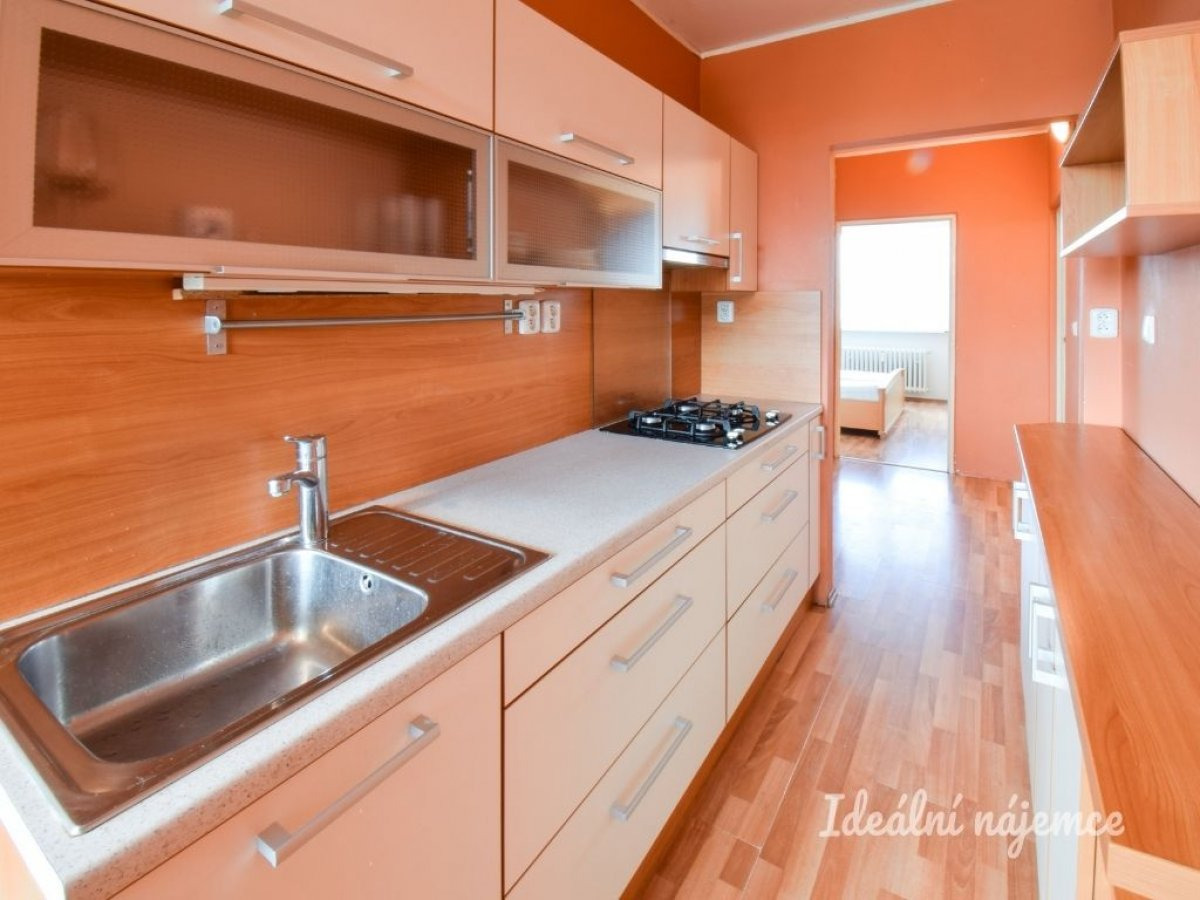 Pronájem bytu 3+1, Kubešova, Královo Pole, 22 900 Kč/měs, 75 m2