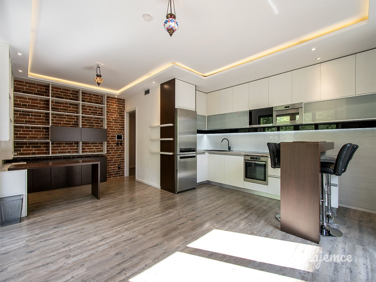 Pronájem bytu 2+kk, Hartigova, Žižkov, 27900 Kč/měs, 58 m2