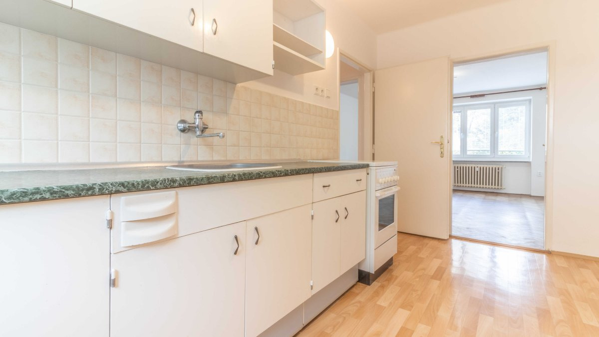Pronájem bytu 2+1, Albertova, Nová Ulice, 12900 Kč/měs, 56 m2