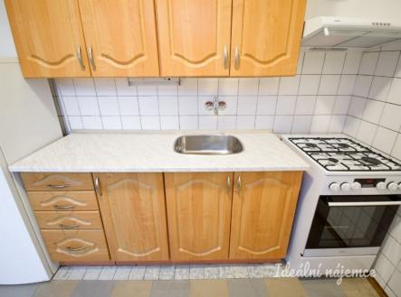 Pronájem bytu, 2+1, 60 m²