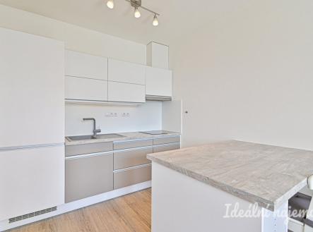 Pronájem bytu, 1+kk, 35 m² obrázek