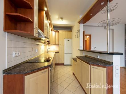 Pronájem bytu, 3+kk, 70 m²