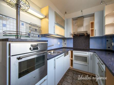 Pronájem bytu, 2+1, 66 m²