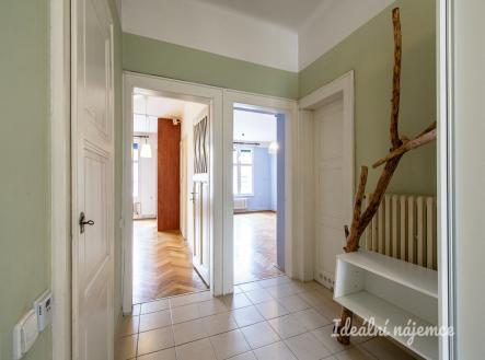 Pronájem bytu, 2+1, 112 m²