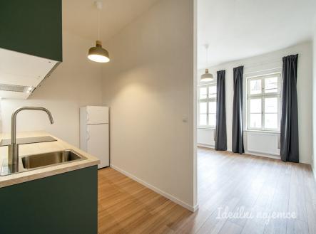 Pronájem bytu, 1+kk, 33 m²