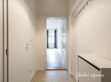 Pronájem bytu, 1+1, 33 m²