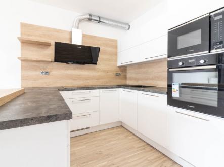 Pronájem bytu, 2+kk, 65 m²