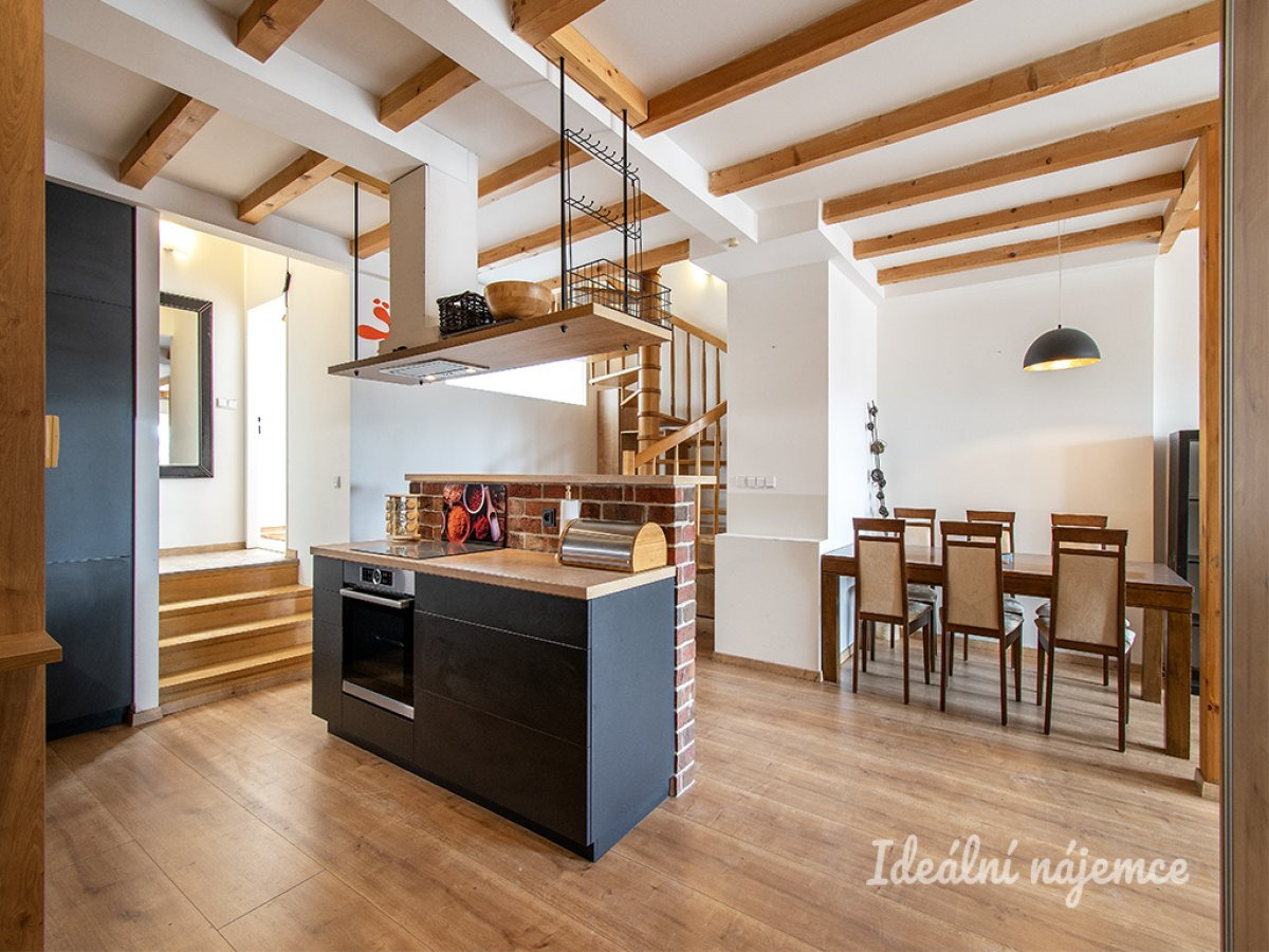 Pronájem bytu 3+kk, Bělehradská, Vinohrady, 36200 Kč/měs, 106 m2