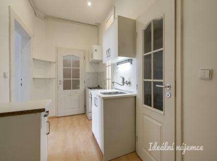 Pronájem bytu, 1+1, 33 m²