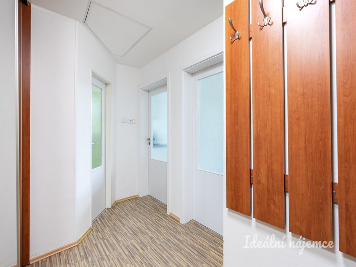 Pronájem bytu 2+kk, Čestmírova, Nusle, 19900 Kč/měs, 43 m2