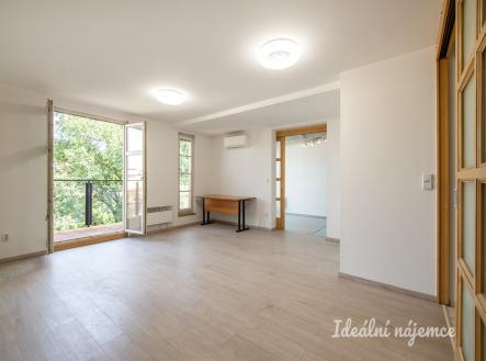 Pronájem bytu, 3+kk, 74 m²