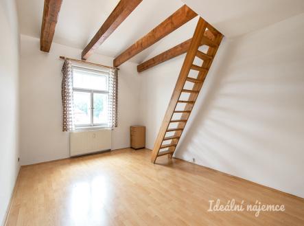 Pronájem bytu, 1+kk, 32 m²