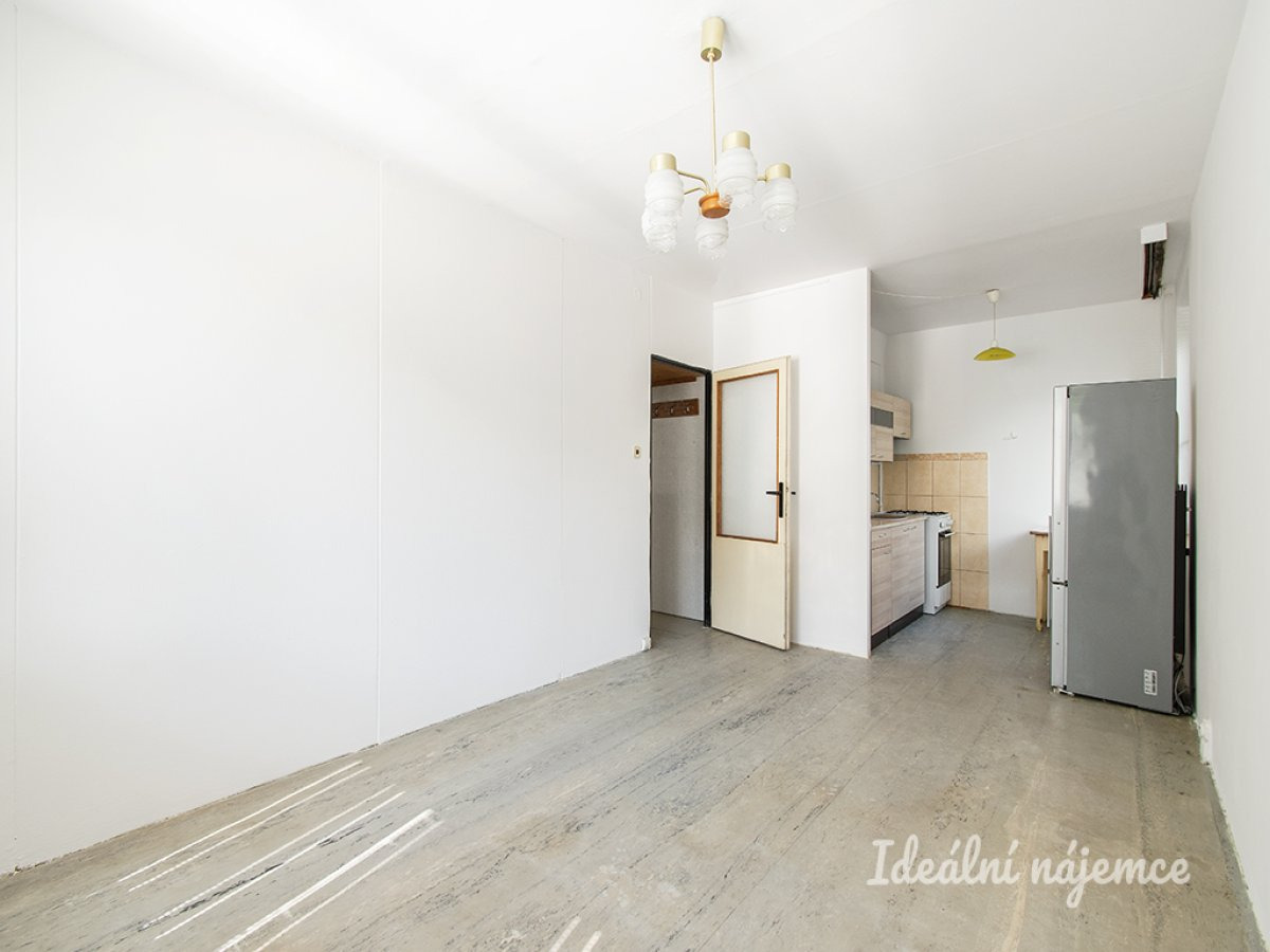 Pronájem bytu 2+kk, V Zápolí, Michle, 16000 Kč/měs, 40 m2