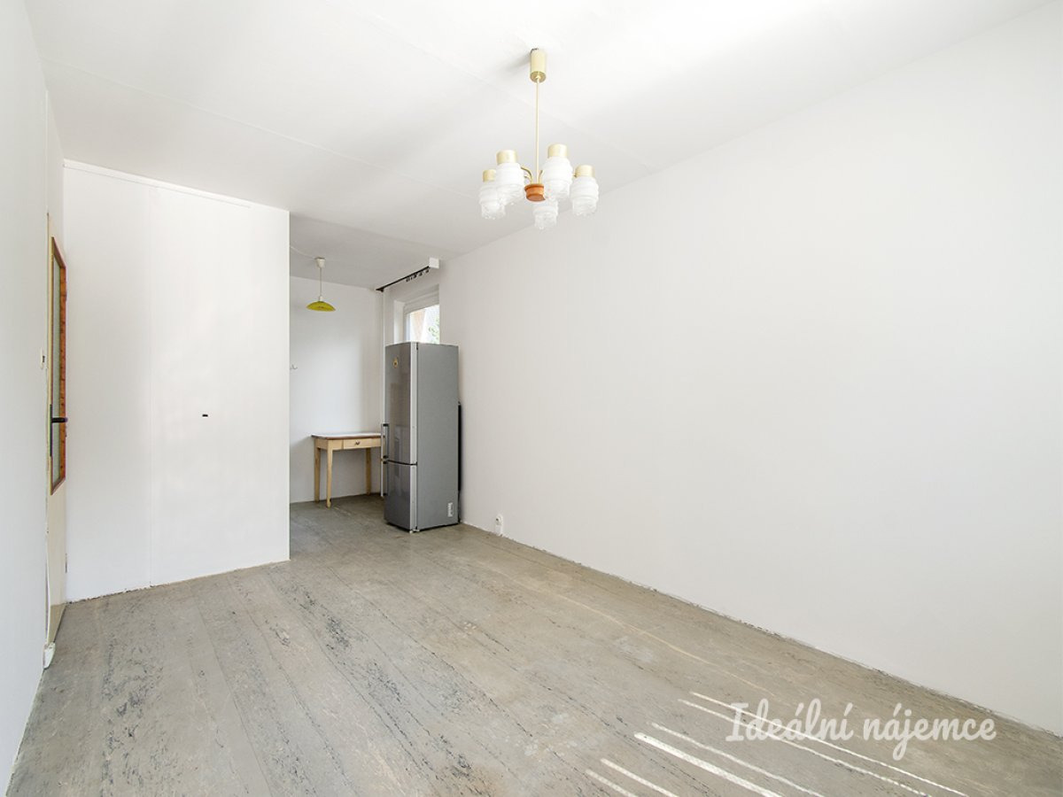 Pronájem bytu 2+kk, V Zápolí, Michle, 16000 Kč/měs, 40 m2