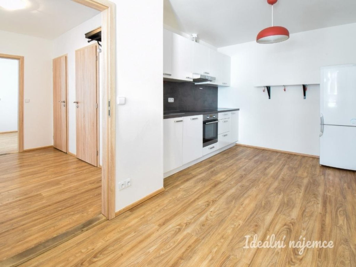 Pronájem bytu 3+1, Cejl, Zábrdovice, 24 000 Kč/měs, 77 m2