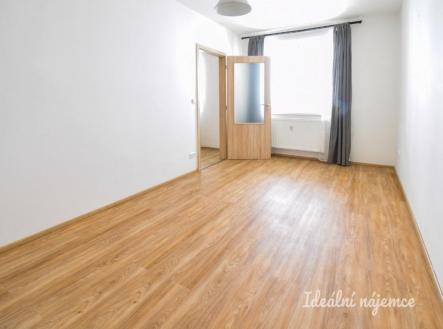 Pronájem bytu, 3+1, 77 m²