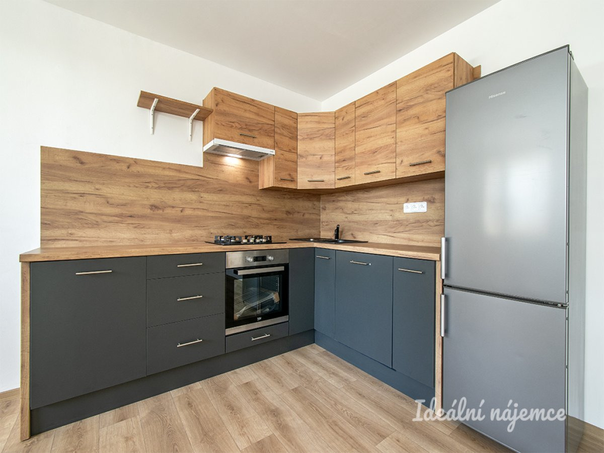 Pronájem bytu 3+kk, Jetelová, Záběhlice, 26000 Kč/měs, 66 m2