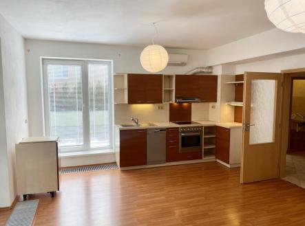 Pronájem bytu, 3+kk, 73 m²