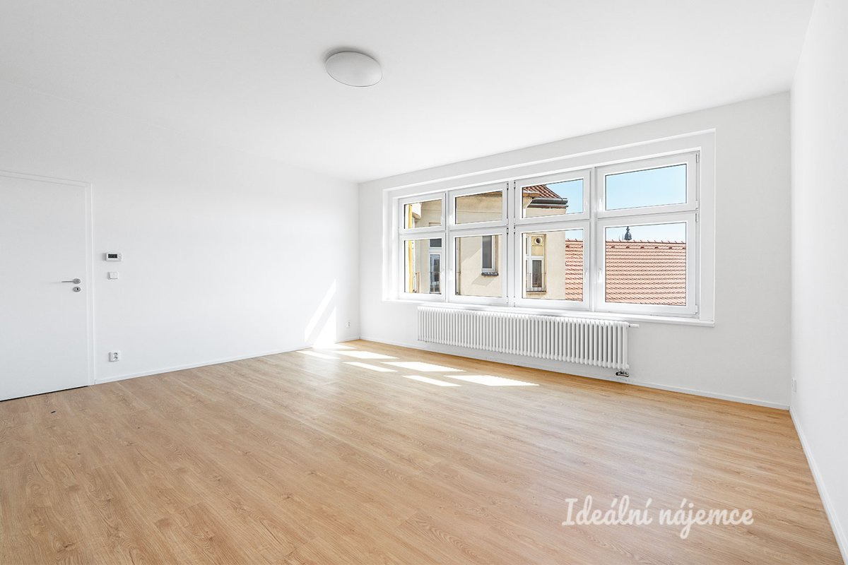 Pronájem bytu 2+1, Bulharská, Vršovice, 22 000 Kč/měs, 55 m2